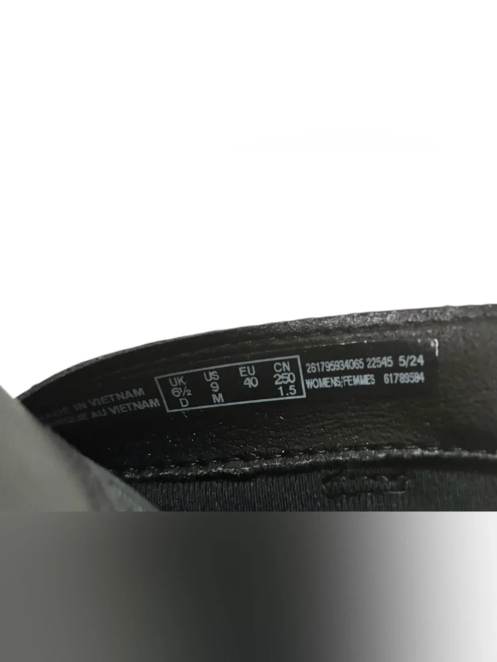 Clarks Emily2 Belle Boots Womens Size 9 Black Leather Ankle Booties Heel Zip - Picture 9 of 15